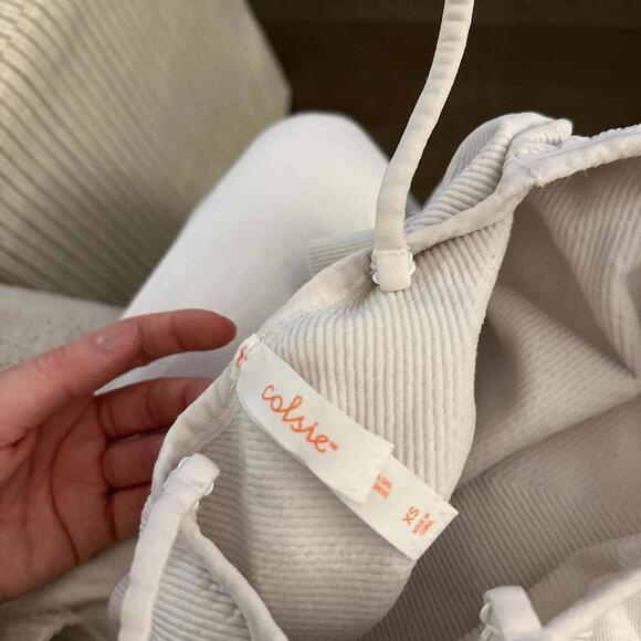 white tank - Picture 4 of 4